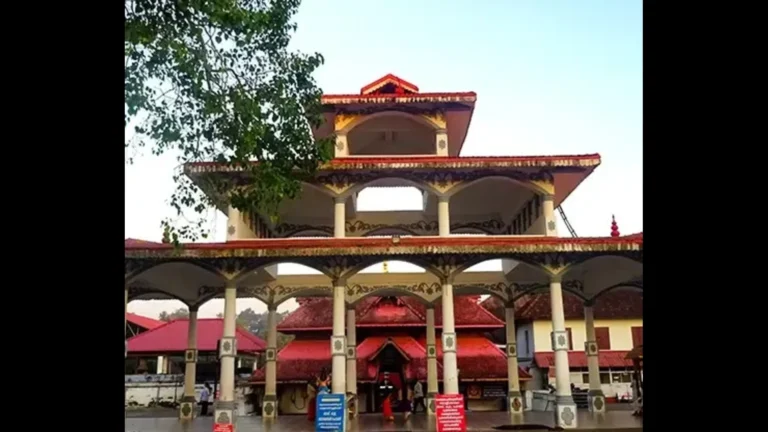 ഏറ്റുമാനൂർ ക്ഷേത്രത്തിലെ വലിയ കെടാവിളക്ക്; ഐതീഹ്യം ഇങ്ങനെ